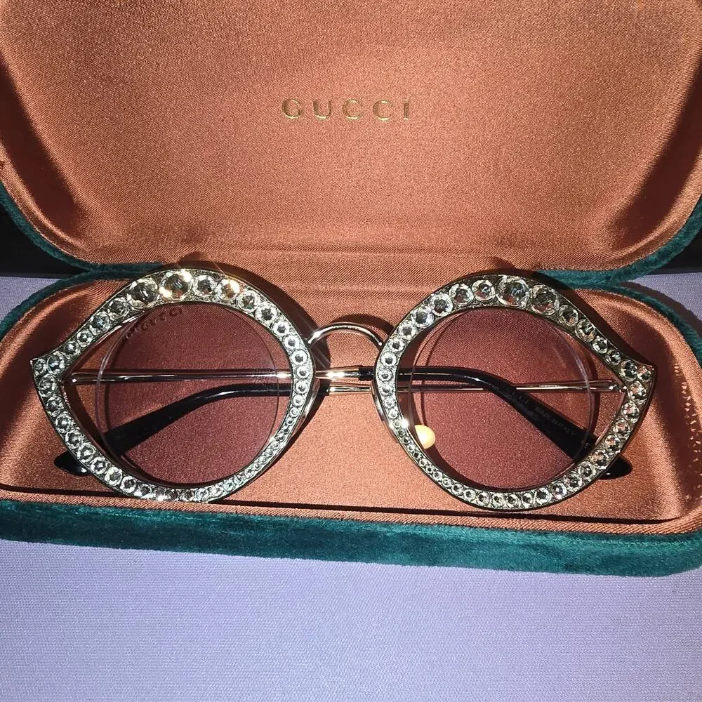 Gucci Crystal Lips Rhinestone Cat Eye Sunglasses Round Lenses Light Lilac